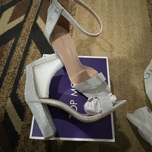 Prom dress shoes. 4”heels, heel zipper open toed